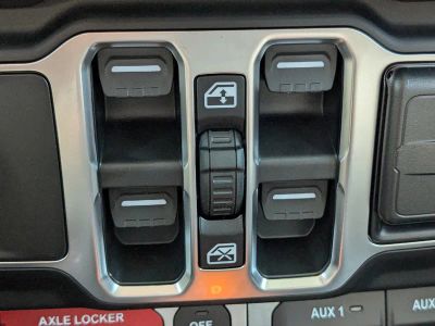 2026 Jeep Gladiator — photo 23 view