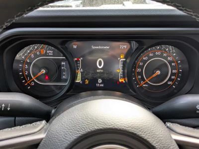 2026 Jeep Gladiator — photo 26 view