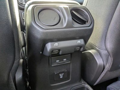 2026 Jeep Gladiator — photo 14 view