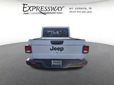 2026 Jeep Gladiator — detail view