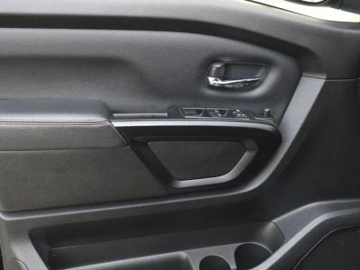 2024 Nissan Titan — photo 25 view