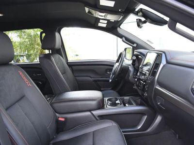 2024 Nissan Titan — photo 30 view