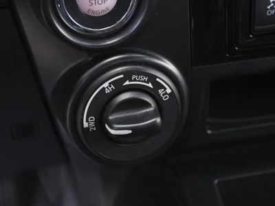 2024 Nissan Titan — photo 14 view