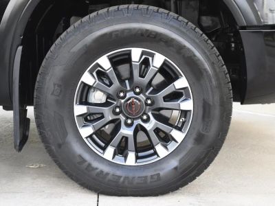 2024 Nissan Titan — photo 34 view