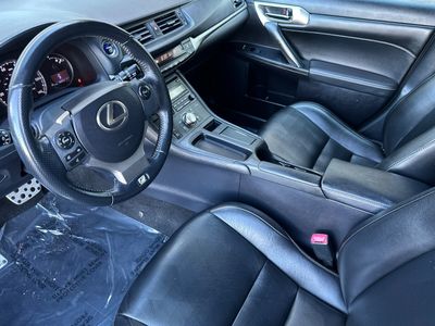 2015 Lexus CT 200h - Photo 11