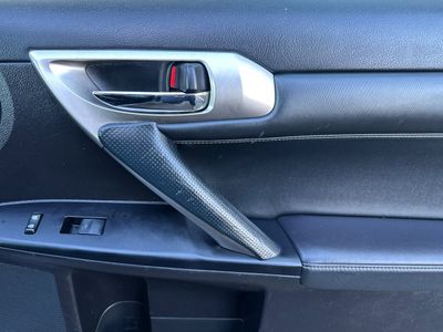 2015 Lexus CT 200h - Photo 18