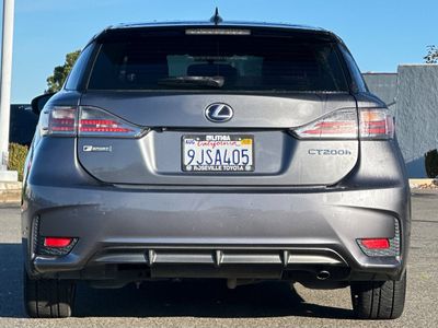 2015 Lexus CT 200h - Photo 8