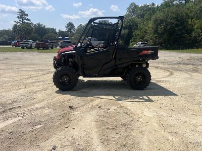 2025 Honda Pioneer 1000 - Photo 13