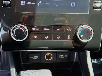 2023 Hyundai Tucson — photo 13 view