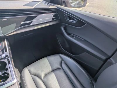 2021 Audi Q8 — photo 22 view