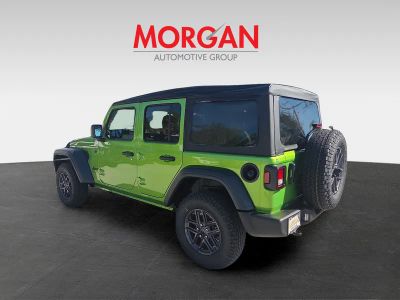2026 Jeep Wrangler — photo 7 view