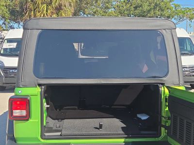 2026 Jeep Wrangler — photo 13 view