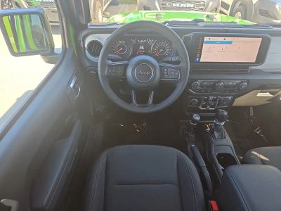 2026 Jeep Wrangler — photo 16 view