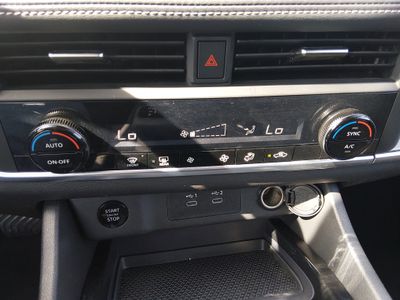 2024 Nissan Rogue — photo 21 view