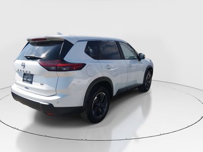 2024 Nissan Rogue — photo 7 view