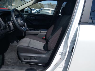 2024 Nissan Rogue — photo 20 view
