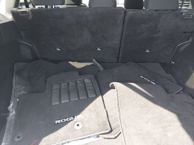 2024 Nissan Rogue — photo 11 view