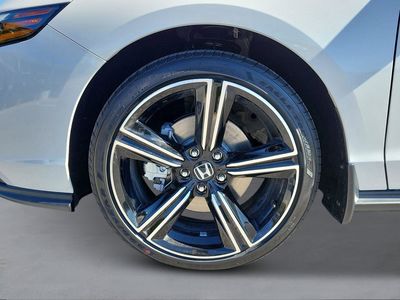 2026 Honda Accord Hybrid — photo 9 view