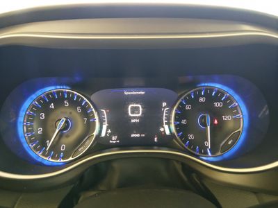 2023 Chrysler Pacifica - Photo 14