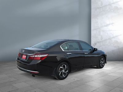 2017 Honda Accord Sedan - Photo 5