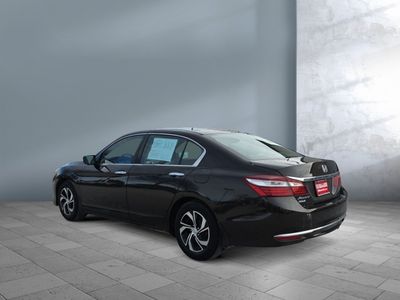 2017 Honda Accord Sedan - Photo 4