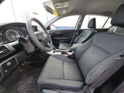 2017 Honda Accord Sedan - Photo 9