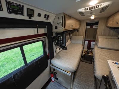 2022 Winnebago TRAVATO — photo 12 view