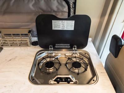 2022 Winnebago TRAVATO — photo 10 view