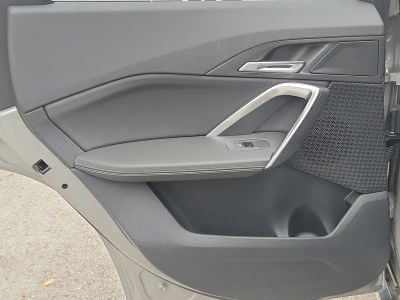 2026 BMW X1 — photo 10 view