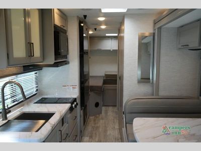 2025 Thor Motor Coach Chateau - Photo 12
