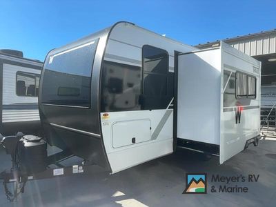 2026 Winnebago Thrive - Photo 5