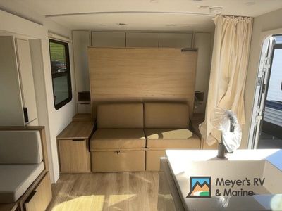 2026 Winnebago Thrive - Photo 14