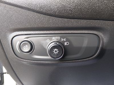 2024 Chevrolet Equinox — photo 13 view