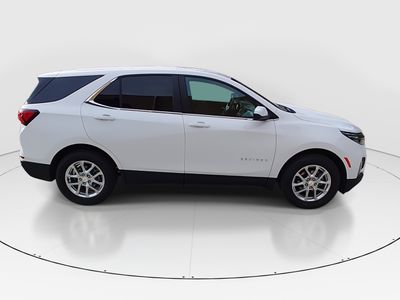 2024 Chevrolet Equinox — photo 8 view