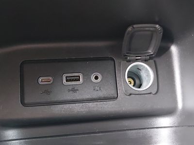 2024 Chevrolet Equinox — photo 18 view