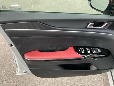 2026 Kia K5 — photo 16 view