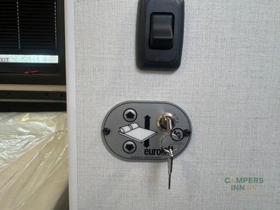 2026 Coachmen RV Cross Trail XL — photo 38 view