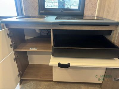 2026 Coachmen RV Cross Trail XL — photo 17 view