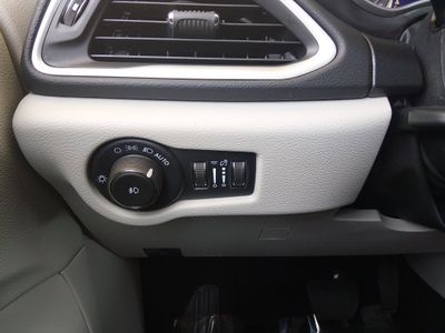 2024 Chrysler Pacifica - Photo 13
