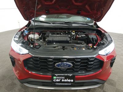 2025 Ford Escape — photo 9 view