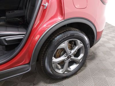 2025 Ford Escape — photo 10 view