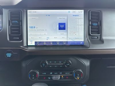 2022 Ford Bronco - Photo 15