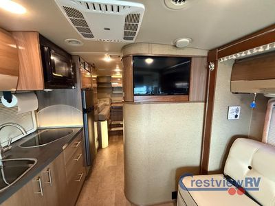 2017 Winnebago Via - Photo 10