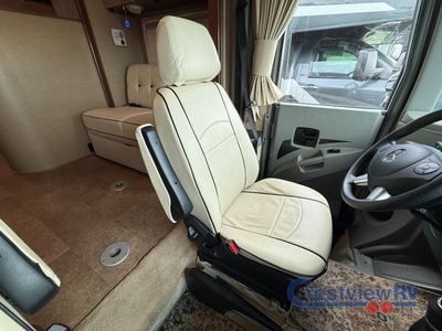 2017 Winnebago Via - Photo 25