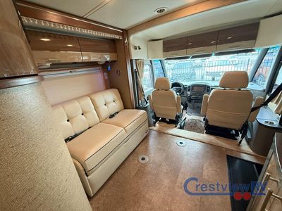 2017 Winnebago Via - Photo 6