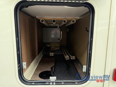 2017 Winnebago Via - Photo 36