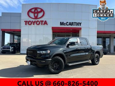 2025 RAM 1500 DT6X98 — front three-quarter view