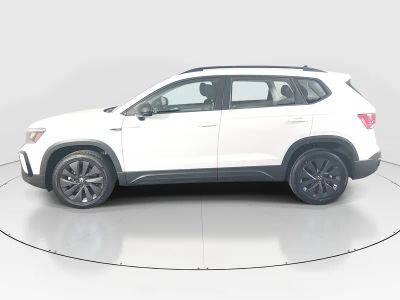 2024 Volkswagen Taos - Photo 4