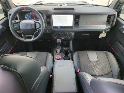 2026 Ford Bronco — photo 12 view
