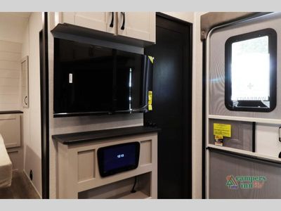 2026 Jayco Seismic - Photo 25